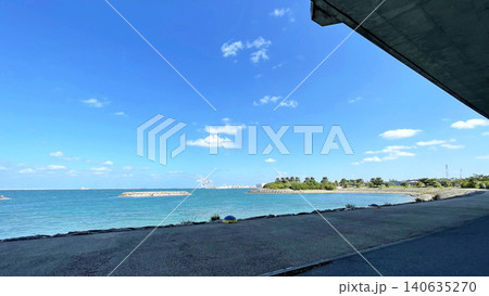 那覇うみそら公園 南国の海辺 沖縄県那覇市 那覇うみそら公園 南国の海辺 沖縄県那覇市 140635270