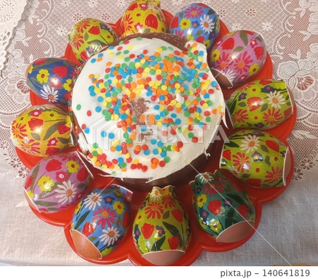 Traditional Easter Kulich With Eggs 140641819