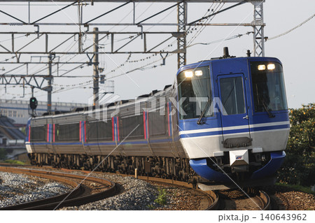 智頭急行HOT7000系 特急スーパーはくと 智頭急行HOT7000系 特急スーパーはくと 140643962