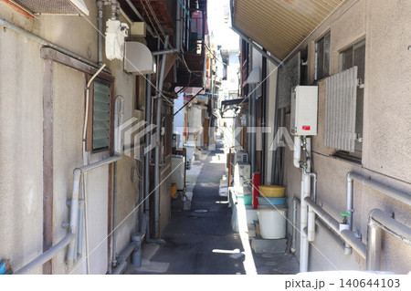 尾道の路地裏 140644103