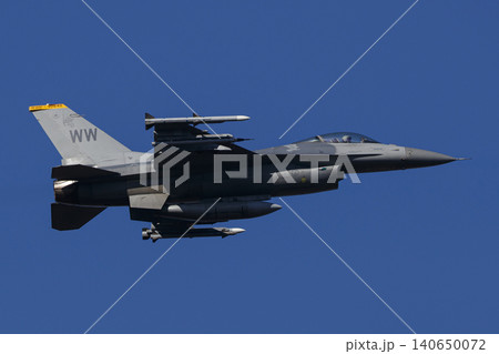 F-16 ファイティングファルコン F-16 ファイティングファルコン 140650072