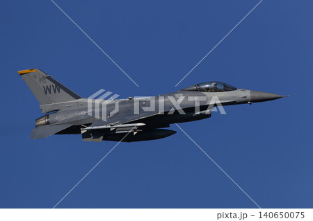 F-16 ファイティングファルコン F-16 ファイティングファルコン 140650075