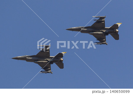 F-16 ファイティングファルコン F-16 ファイティングファルコン 140650099