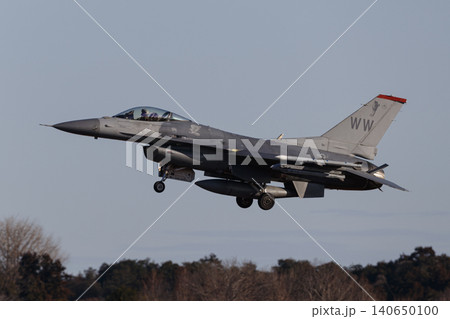 F-16 ファイティングファルコン F-16 ファイティングファルコン 140650100