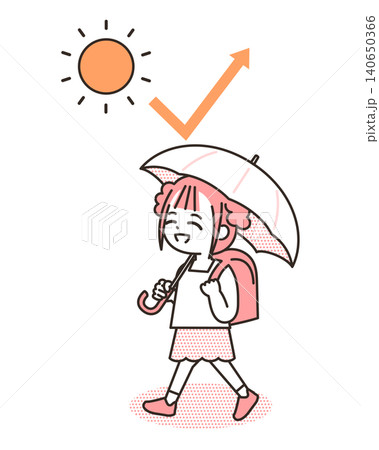 日傘をさして登校する女の子 140650366