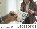 Professional Mentoring and Knowledge Sharing in Modern Office 140650504