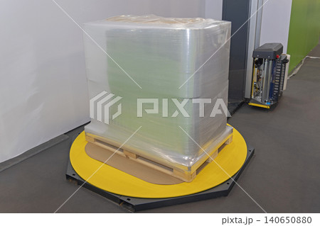 Pallet Wrapping Robotic Paletlizer Pallet Wrapping Robotic Paletlizer 140650880