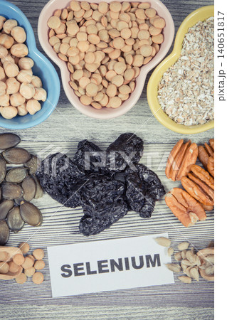 Healthy ingredients containing selenium, vitamin and minerals Healthy ingredients containing selenium, vitamin and minerals 140651817