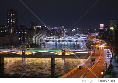 隅田川・蔵前橋の夜景(東京・夏) 隅田川・蔵前橋の夜景(東京・夏) 140657164