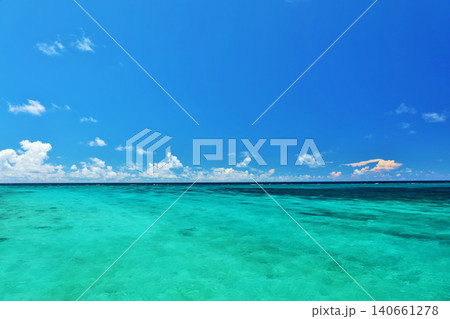 沖縄 宮古島 夏の青空と海 沖縄 宮古島 夏の青空と海 140661278