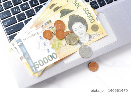 韓国ウォンKRW - 韓国の通貨、ウォンKRW（紙幣と硬貨） 140661470