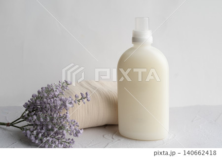 新生活 柔軟剤とタオルの小物 新生活 柔軟剤とタオルの小物 140662418