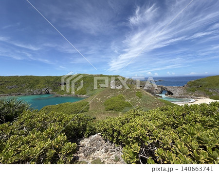 小笠原諸島の南島の扇池と鮫池 小笠原諸島の南島の扇池と鮫池 140663741
