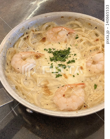 Creamy spaghetti carbonara made with rich egg yolk sauce, crispy bacon, parmesan cheese, and freshly ground black pepper for a classic, indulgent Italian pasta dish. Creamy spaghetti carbonara made with rich egg yolk sauce, crispy bacon, parmesan cheese, and freshly ground black pepper for a classic, indulgent Italian pasta dish. 140665533