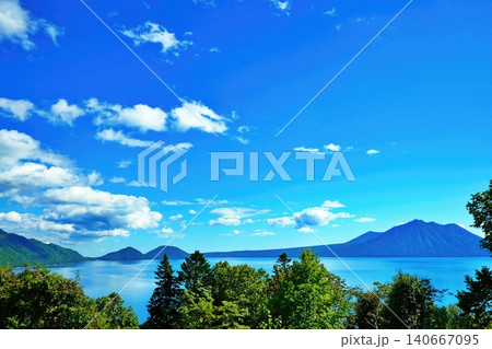支笏湖 ポロピナイ展望台からの絶景 支笏湖 ポロピナイ展望台からの絶景 140667095
