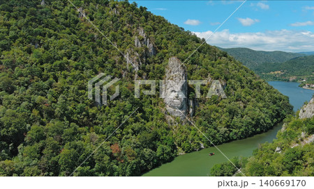 Statue of ancient dacian king Decebal on Danube river Statue of ancient dacian king Decebal on Danube river 140669170