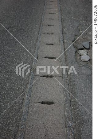 道端の水路 道端の水路 140672036
