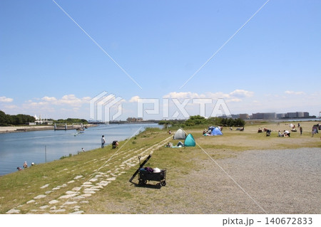 海　キャンプ　夏　葛西臨海公園 140672833