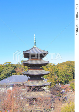 愛知県名古屋市、八事山興正寺五重塔の風景 140679694