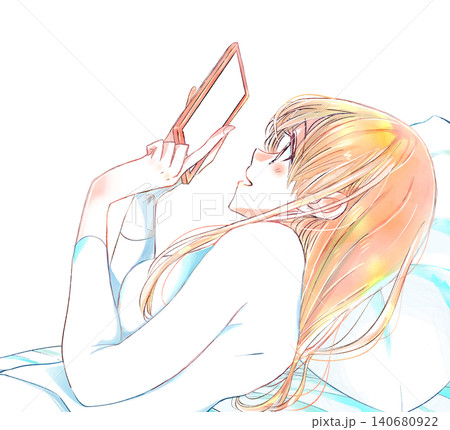 ベッドで横になって嬉しそうにスマホを見る女性 140680922
