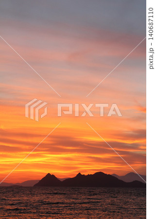 Seaside town of Turgutreis and spectacular sunsets 140687110