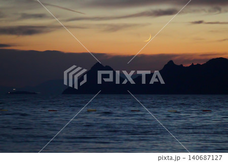 Seaside town of Turgutreis and spectacular sunsets 140687127