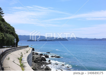 和歌山　海辺の道 140689175