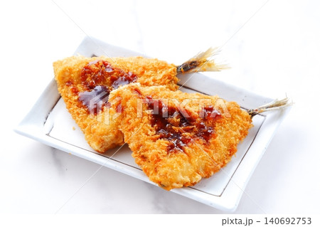 アジフライ - 揚げたてでサクサクの食感、おいしいアジフライ アジフライ - 揚げたてでサクサクの食感、おいしいアジフライ 140692753