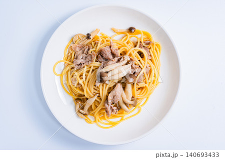 豚こま肉ときのこの和風パスタ 豚こま肉ときのこの和風パスタ 140693433