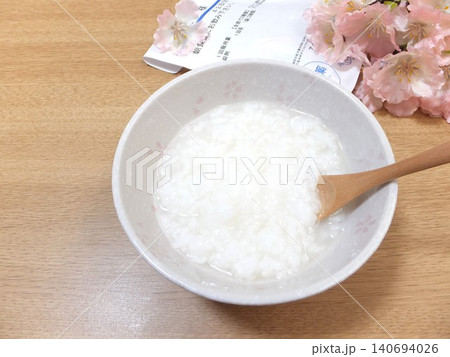 大腸内視鏡検査前日の食事 おかゆ 大腸内視鏡検査前日の食事 おかゆ 140694026