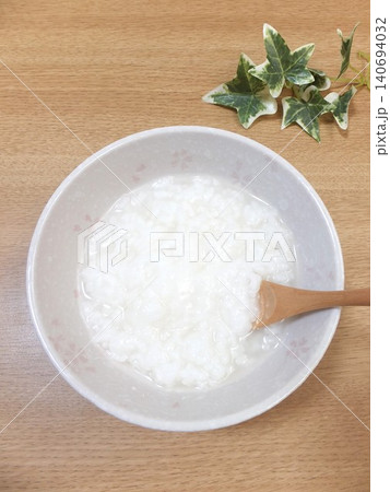 大腸内視鏡検査前日の食事 おかゆ 大腸内視鏡検査前日の食事 おかゆ 140694032