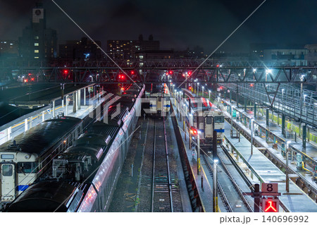 深夜の南宮崎駅 140696992
