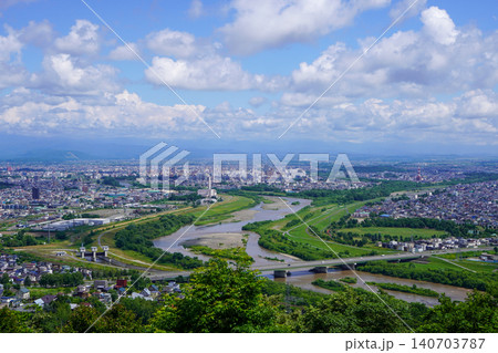 嵐山展望台から見る旭川市街地 140703787