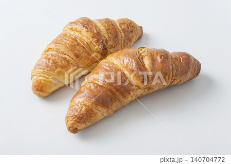 フランスパンとクロワッサン フランスパンとクロワッサン 140704772