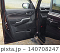 自動車助手席ドアの内装トリム 140708247