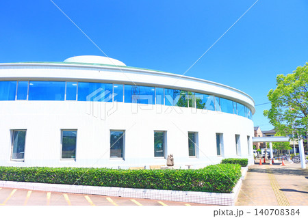 愛知県東浦町、東浦町中央図書館の風景 140708384