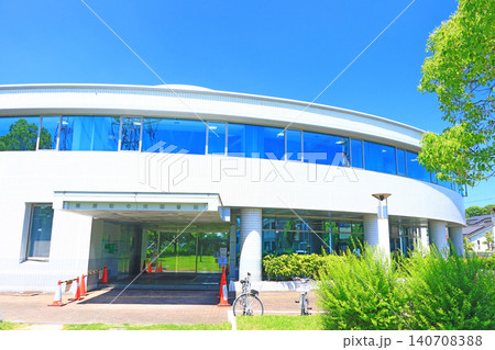 愛知県東浦町、東浦町中央図書館の風景 愛知県東浦町、東浦町中央図書館の風景 140708388