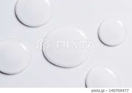 Cosmetic product in the form of a transparent drop. A moisturizing gel or serum for the face. Cosmetic product in the form of a transparent drop. A moisturizing gel or serum for the face. 140708477