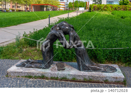 Reconciliation Sculpture in Berlin 140712028