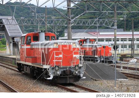 工事臨時列車で伯備線に入線したDE10-1147号機とDE10-1151号機_2026/6/18撮影 140713928