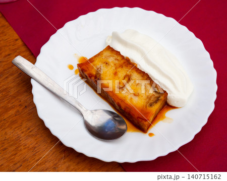 National English dessert is a pudding 140715162