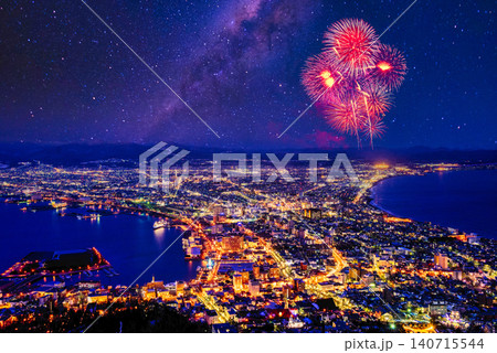 厳冬期の函館山からの100万ドルの夜景 140715544