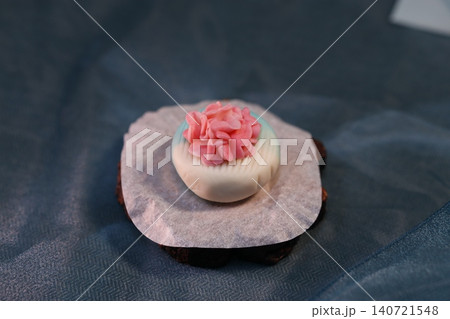 Pink Flower Decorated Mini Dessert on Dark Base 140721548
