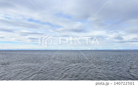海の上から見た風景 140722501