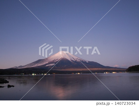 日の出前、山中湖の「富士山」Am6.22 日の出前、山中湖の「富士山」Am6.22 140723034