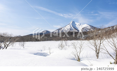 からすのせんの雪景色 大山鏡ヶ成 からすのせんの雪景色 大山鏡ヶ成 140725999