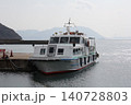 忠海港に停泊するフェリー 140728803