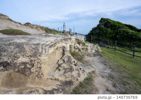 鵜原理想郷の白い奇岩・千葉県勝浦市 鵜原理想郷の白い奇岩・千葉県勝浦市 140730769