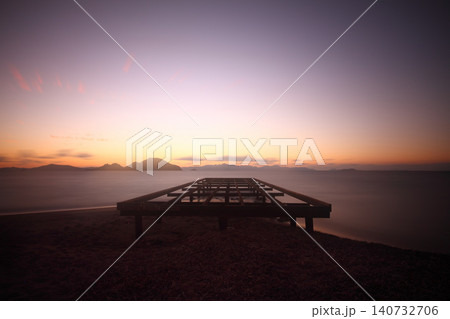 Seaside town of Turgutreis and spectacular sunsets 140732706