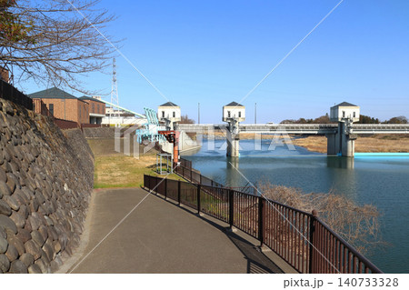 荒川：六堰頭首工／重忠橋（埼玉県深谷市） 140733328